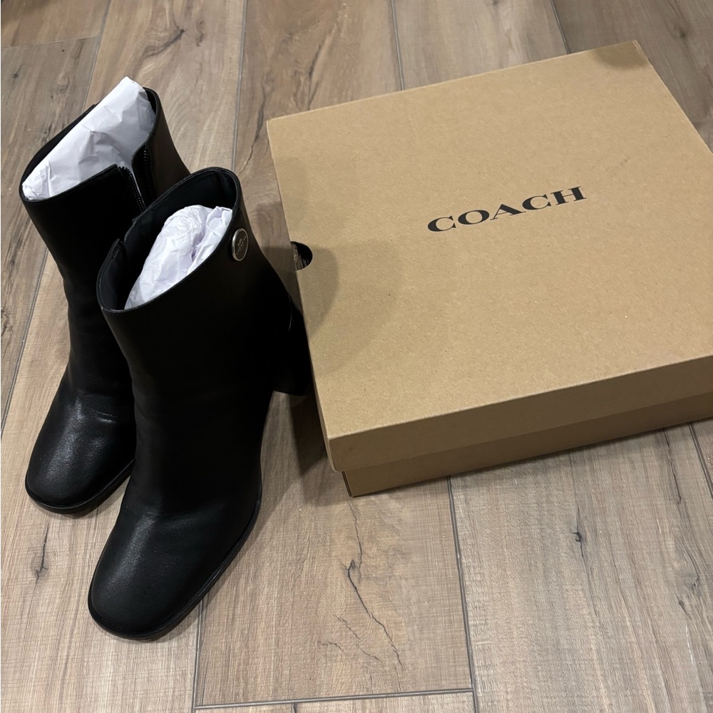 Coach Black Women's Boots - Picture 3 of 4